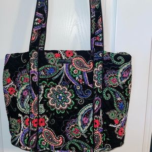 Vera Bradley tote in pattern Kiev Paisley